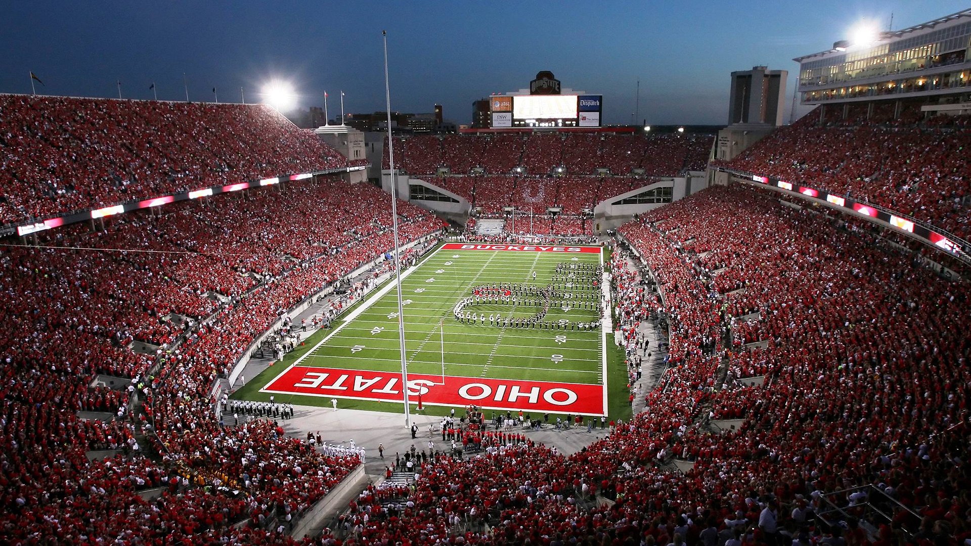 AYX官网-“六人制袋棍球：成都七中东部赛场精彩对抗，观众热血沸腾”